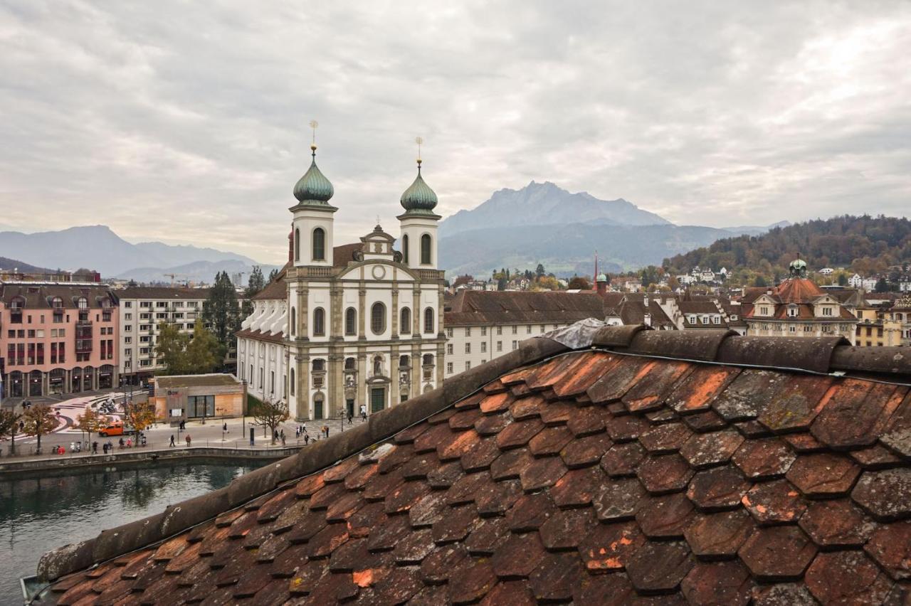Hitrental Chapel Bridge Lucerne